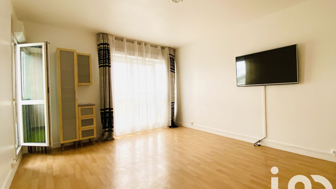 appartement 3 pièces 63 m2 à vendre à Les Ulis (91940)