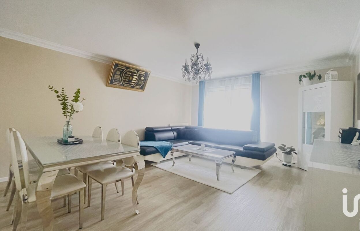 appartement 4 pièces 84 m2 à vendre à Courcouronnes (91080)