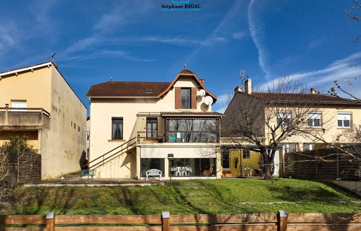 maison 9 pièces 190 m2 à vendre à Monsempron-Libos (47500)