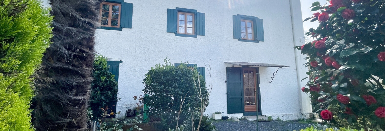 Maison 8 Pièces 185 m² à vendre à Saint-Étienne-de-Baïgorry (64430)