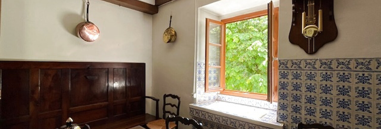 Maison 8 Pièces 185 m² à vendre à Saint-Étienne-de-Baïgorry (64430)