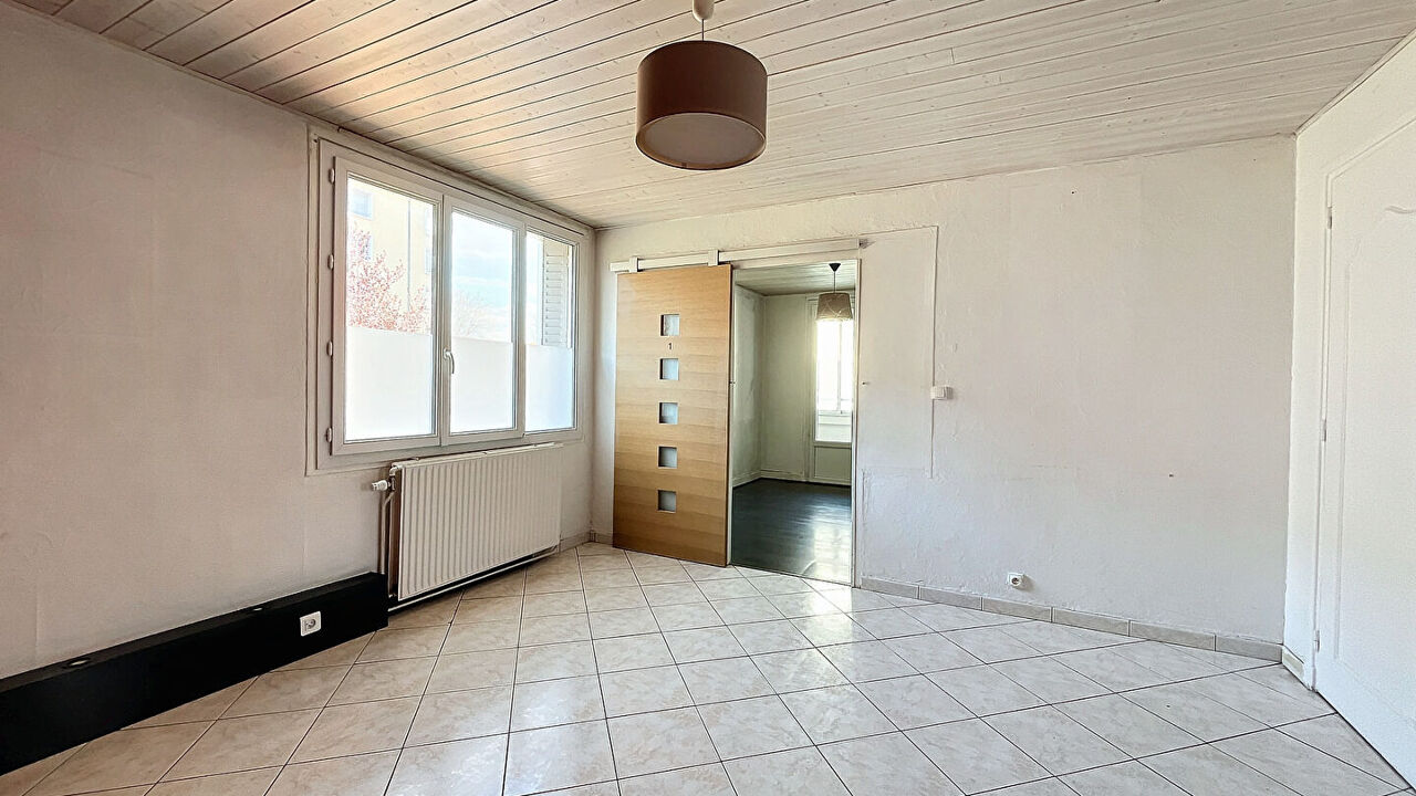 appartement 4 pièces 67 m2 à vendre à Lyon 8 (69008)