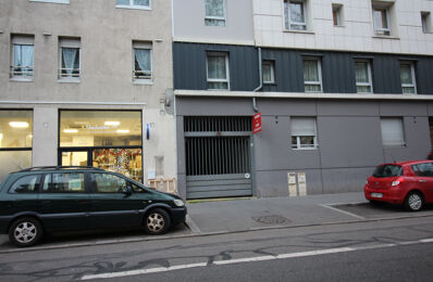 location garage 68 € CC /mois à proximité de Vénissieux (69200)