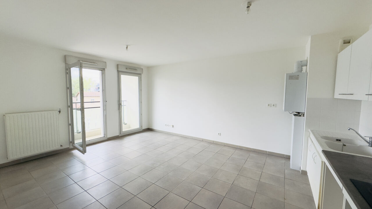 appartement 3 pièces 58 m2 à vendre à Décines-Charpieu (69150)