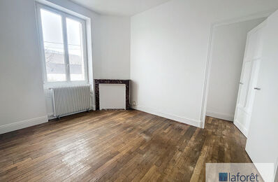 location appartement 595 € CC /mois à proximité de Genlis (21110)