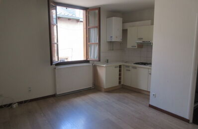 location appartement 400 € CC /mois à proximité de Luc-la-Primaube (12450)