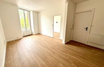 location appartement 450 € CC /mois à proximité de Rignac (12390)
