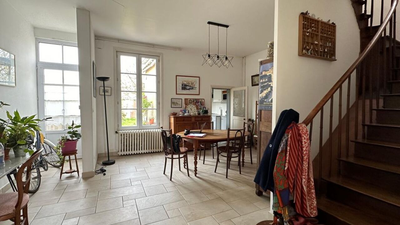 maison 4 pièces 113 m2 à vendre à Rochefort (17300)