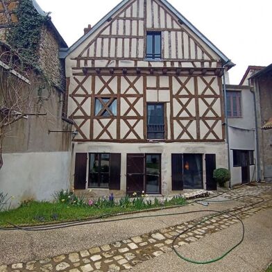 Maison 12 pièces 245 m²