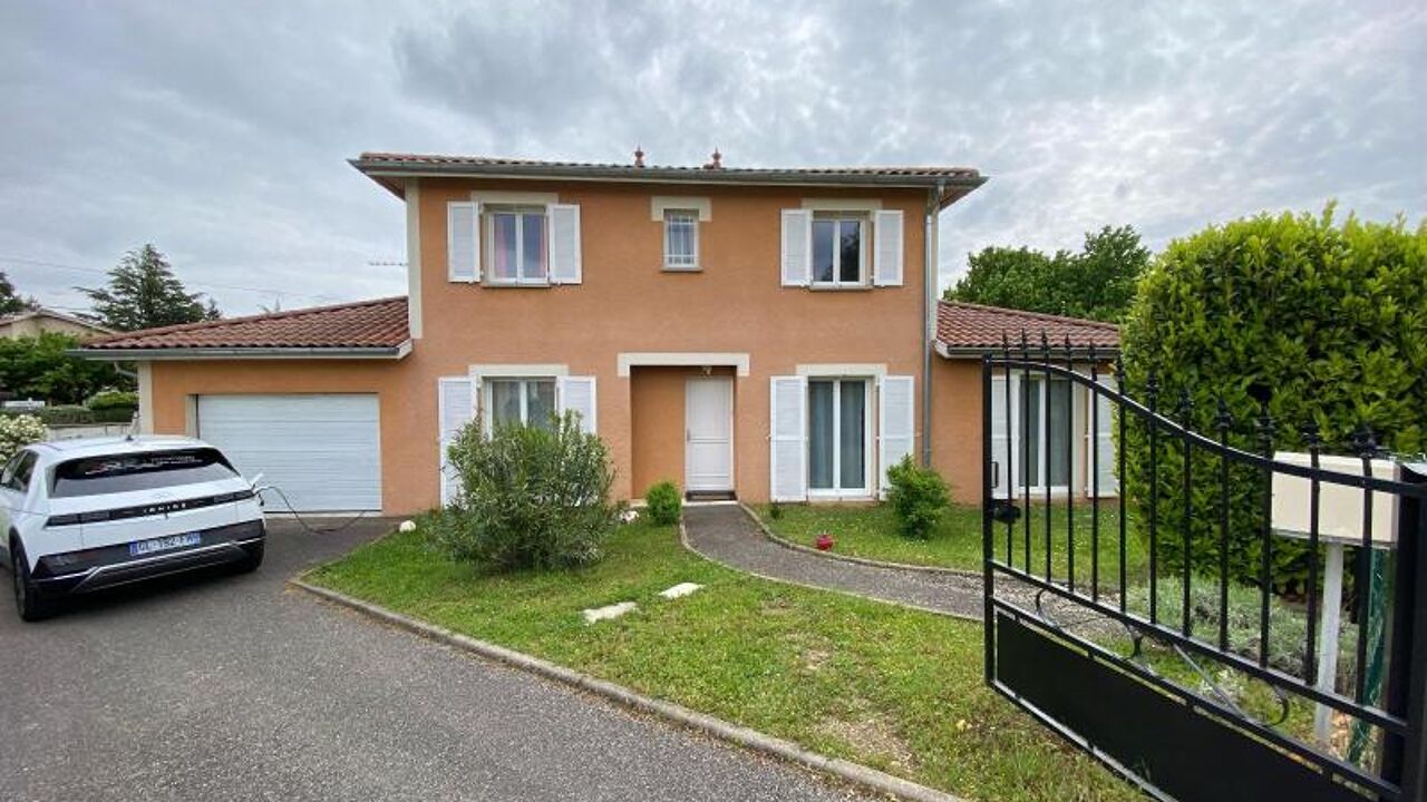 maison 5 pièces 130 m2 à louer à Saint-Genis-Laval (69230)