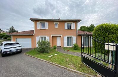 location maison 2 200 € CC /mois à proximité de Saint-Laurent-d'Agny (69440)