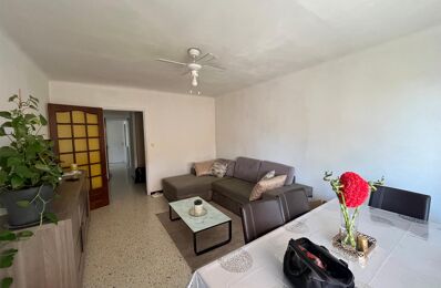 location appartement 692 € CC /mois à proximité de Domazan (30390)