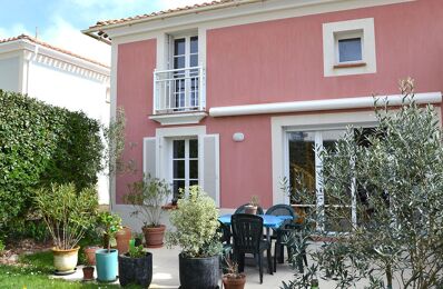 vente maison 229 600 € à proximité de Brem-sur-Mer (85470)