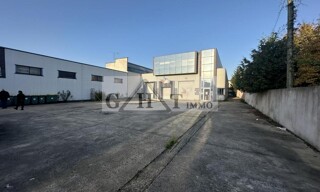 Local industriel  1250 m² à vendre à Romainville (93230)