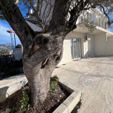 Appartement 3 pièces 452400 €