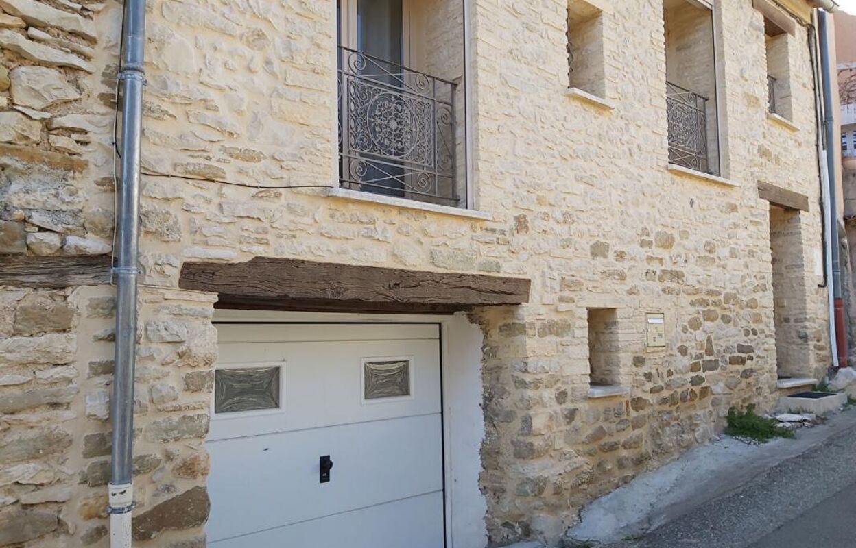 maison 3 pièces 82 m2 à vendre à Saint-Étienne-les-Orgues (04230)