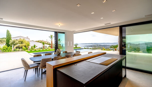 Villa / Maison 6 pièces  à vendre Sainte-Maxime 83120