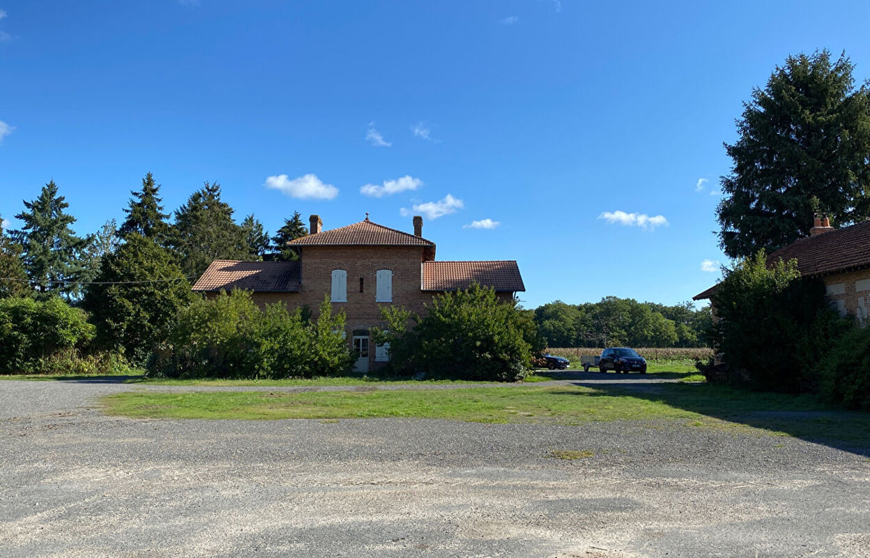 maison 6 pièces 965482 m2 à vendre à Salbris (41300)