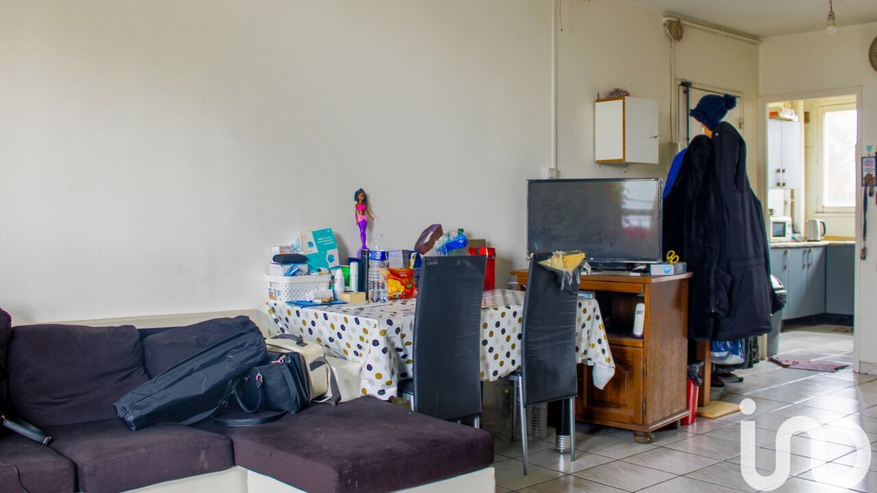 appartement 2 pièces 52 m2 à vendre à Garges-Lès-Gonesse (95140)