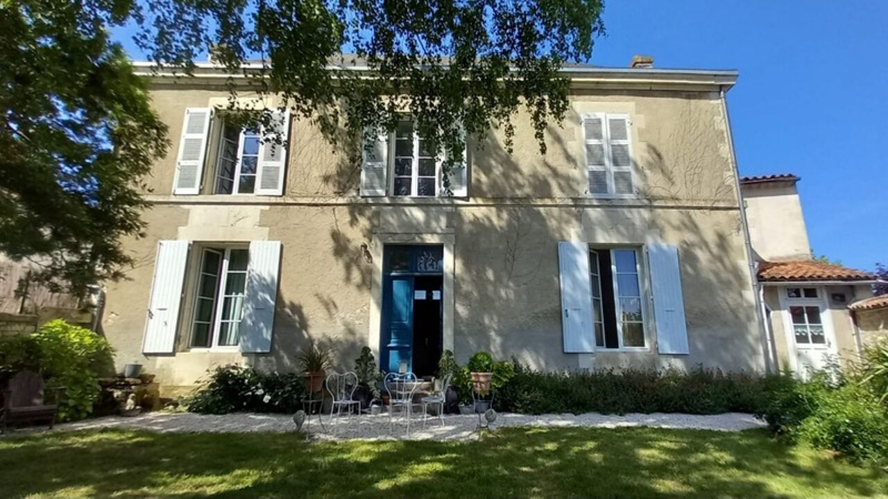 maison 8 pièces 220 m2 à vendre à Luçon (85400)