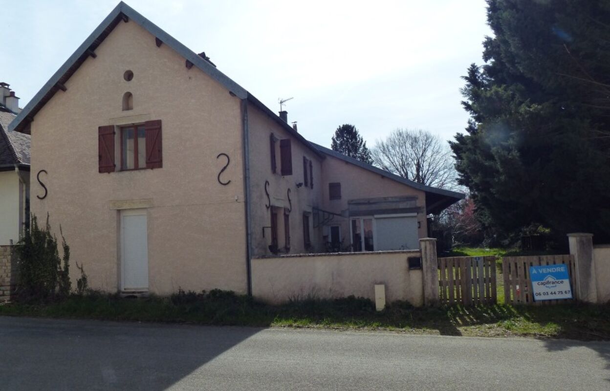 maison 4 pièces 136 m2 à vendre à Les Essards-Taignevaux (39120)