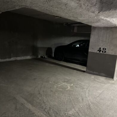 Parking 20 m²