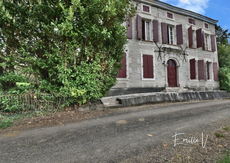 Villa / Maison 9 pièces  à vendre Villeneuve-sur-Lot 47300