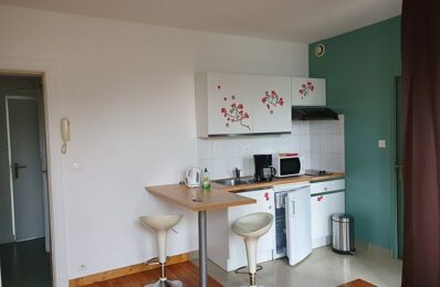 location appartement 330 € CC /mois à proximité de Trith-Saint-Léger (59125)