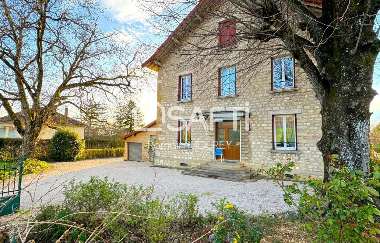 maison 7 pièces 213 m2 à vendre à Cousance (39190)