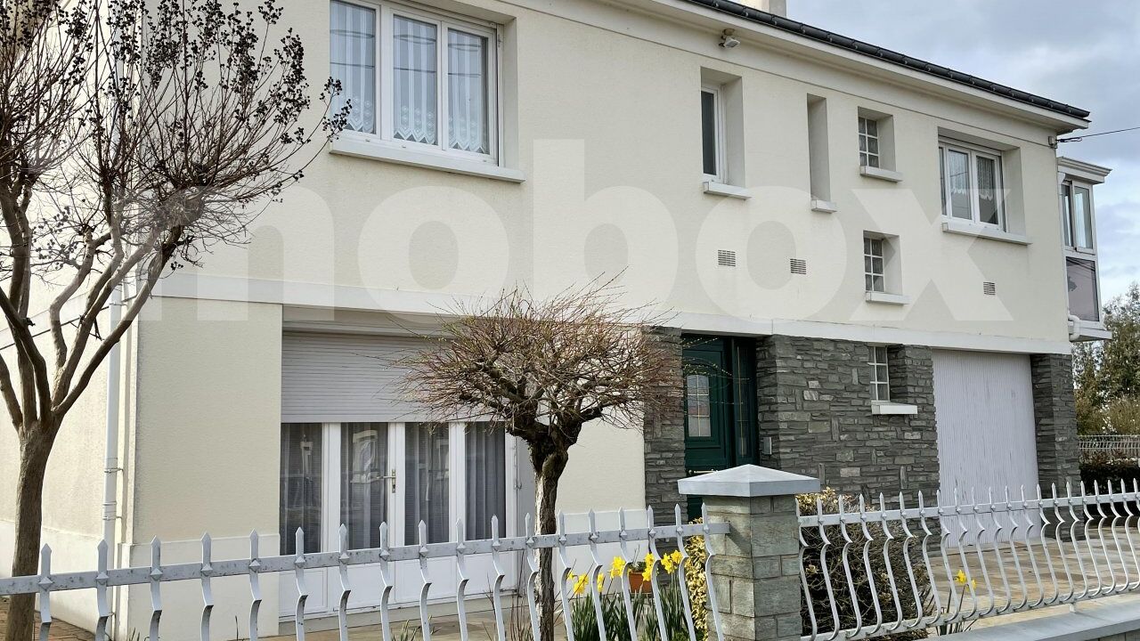 maison 6 pièces 140 m2 à vendre à Bouzille (49530)