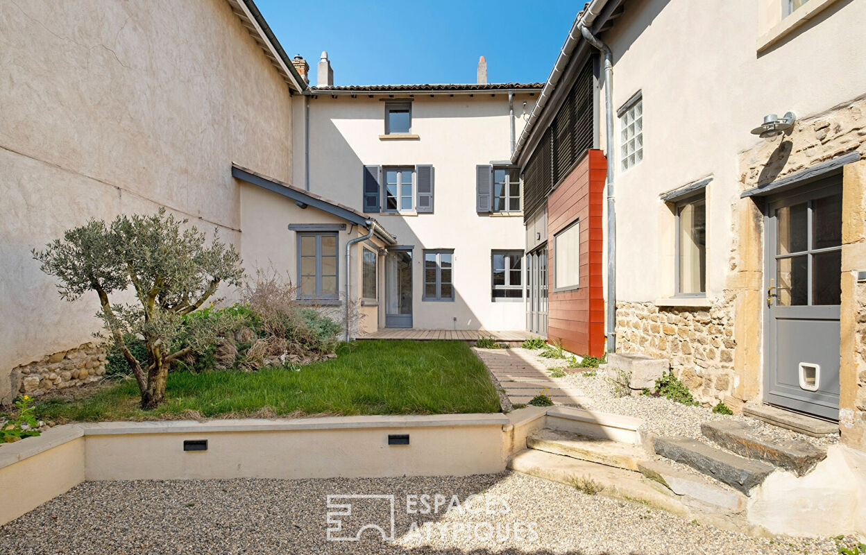 maison 8 pièces 230 m2 à vendre à Saint-Genis-Laval (69230)