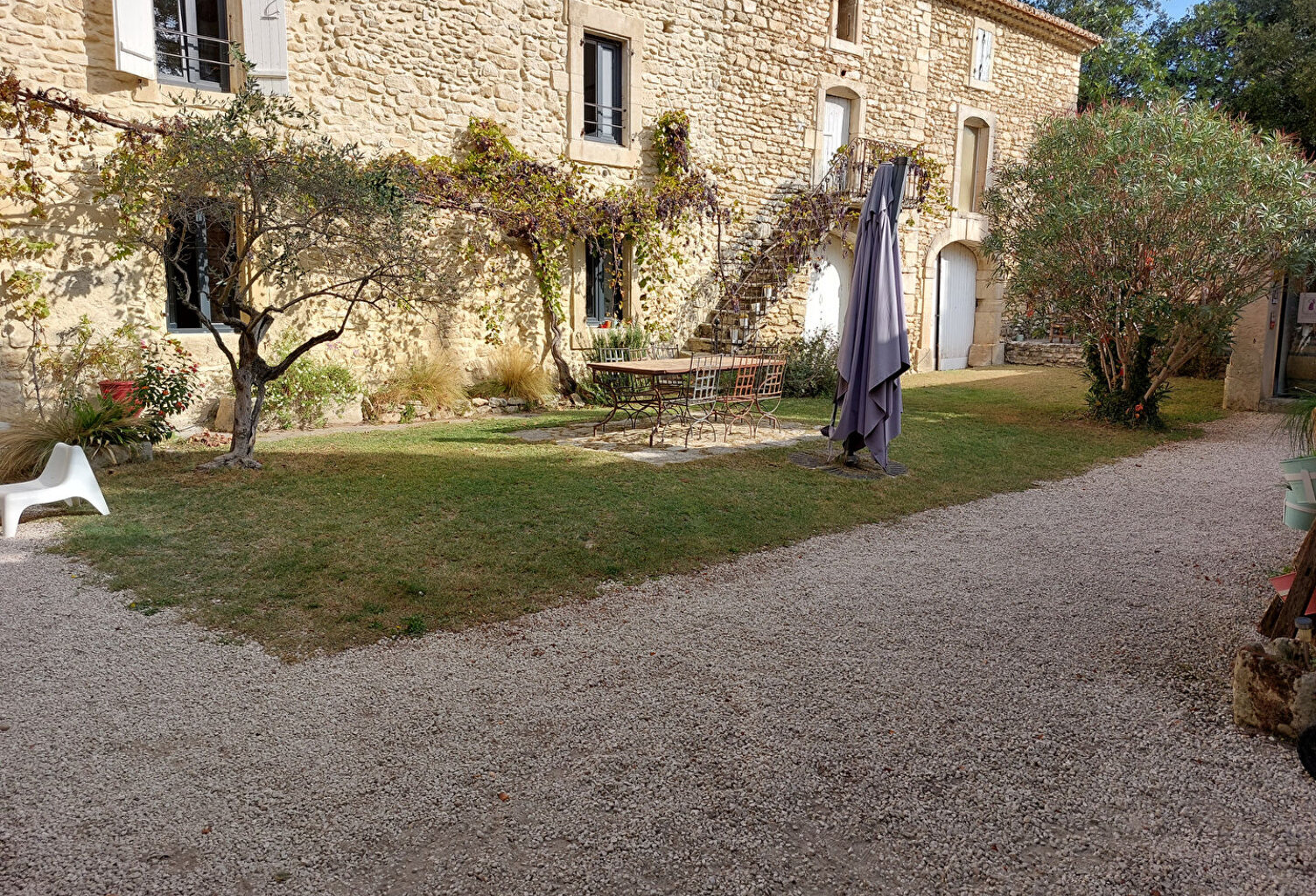 Drôme Provençale, une propriété d'exception à vendre — photo 1