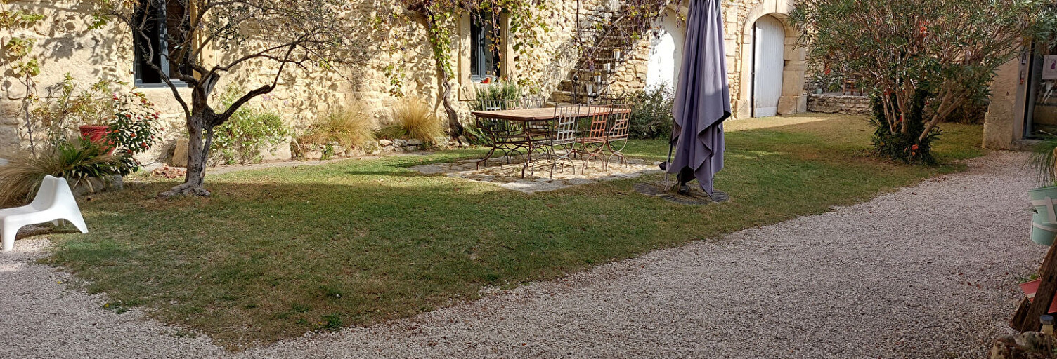 Maison 15 Pièces 300 m² à vendre à La Baume-de-Transit (26790)