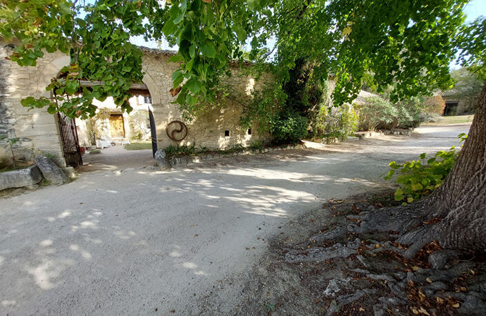 Drôme Provençale, une propriété d'exception à vendre — photo 3