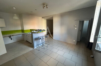 location appartement 670 € CC /mois à proximité de Monclar-de-Quercy (82230)