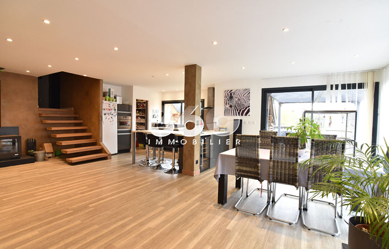 appartement 6 pièces 227 m2 à vendre à Viviers-du-Lac (73420)