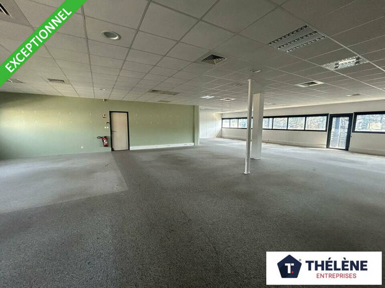 BUREAUX à VENDRE — photo 1