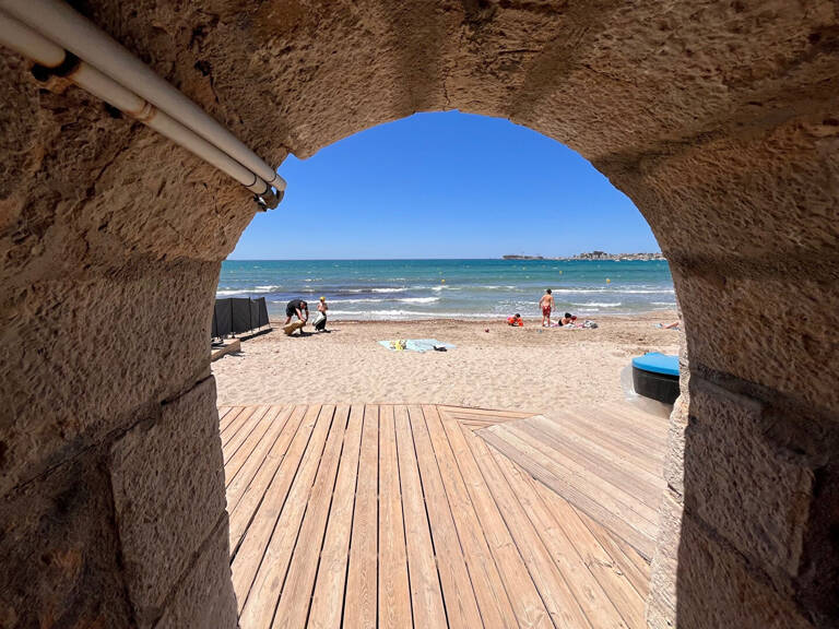 Maison Sanary Sur Mer - 4 pièce(s) - 142 m2 — photo 1