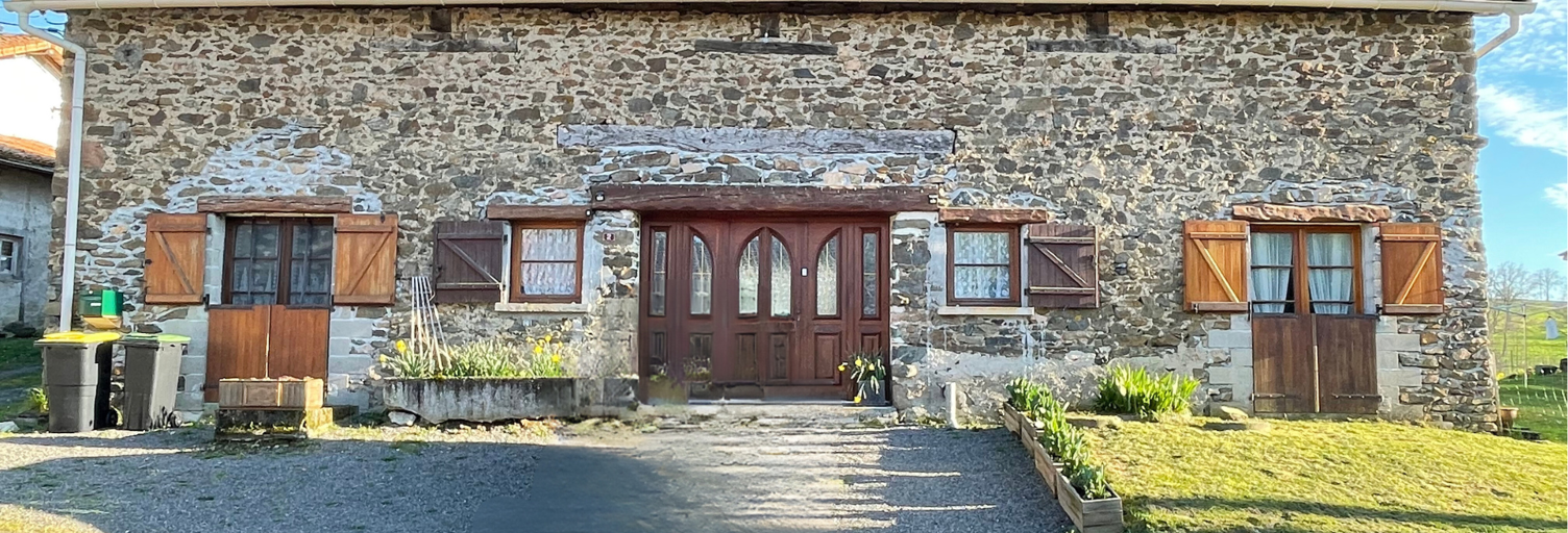 Maison 8 Pièces 272 m² à vendre à Saulgond (16420)