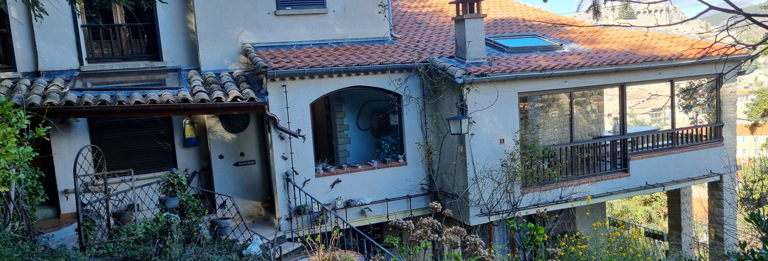 Maison 10 Pièces 227 m² à vendre à Sisteron (04200)