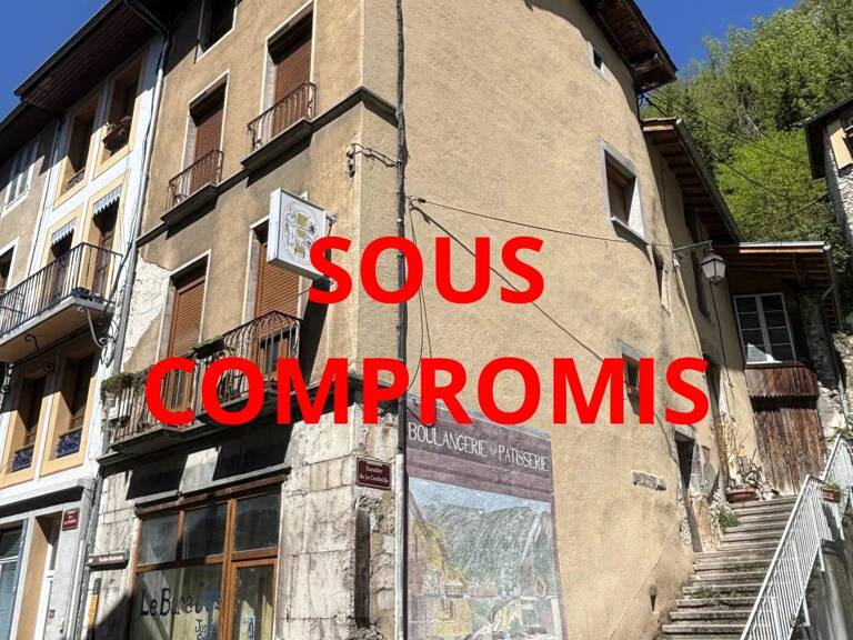 MAISON DE VILLAGE — photo 1