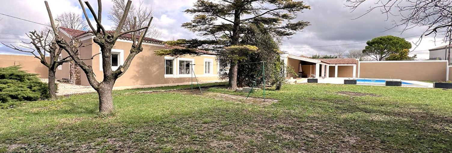 Maison 4 Pièces 201 m² à vendre à Entraigues-sur-la-Sorgue (84320)