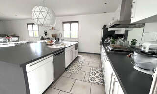 Maison 4 Pièces 201 m² à vendre à Entraigues-sur-la-Sorgue (84320)