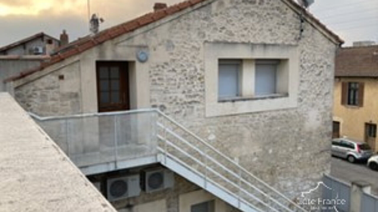 immeuble  pièces 280 m2 à vendre à Avignon (84000)