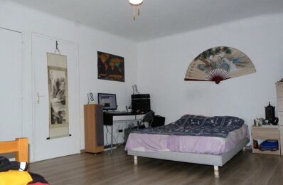 location appartement 597 € CC /mois à proximité de Mirabeau (84120)