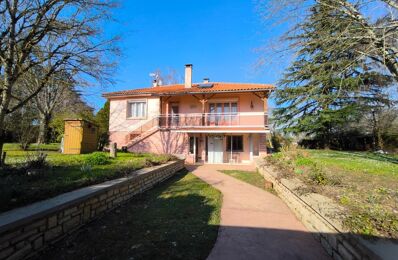 vente maison 226 800 € à proximité de Villefagnan (16240)