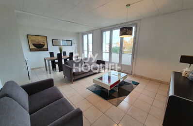 location appartement 928 € CC /mois à proximité de Bordeaux (33000)