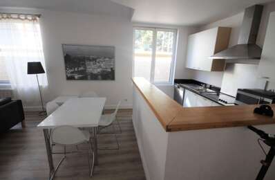 location appartement 1 240 € CC /mois à proximité de Faches-Thumesnil (59155)