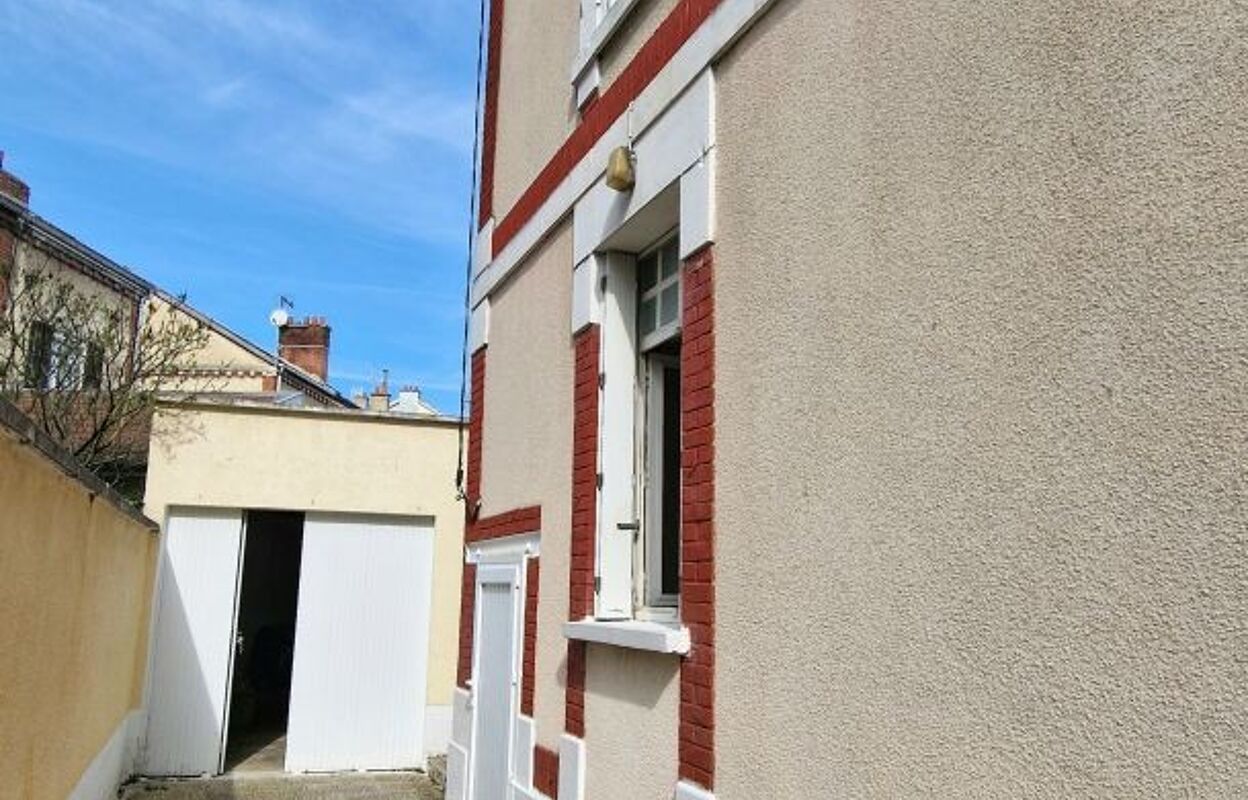 maison 6 pièces 94 m2 à vendre à Magenta (51530)