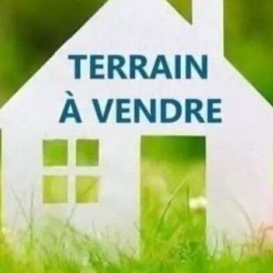 Terrain 898 m²